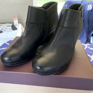Clarks black leather booties size 11